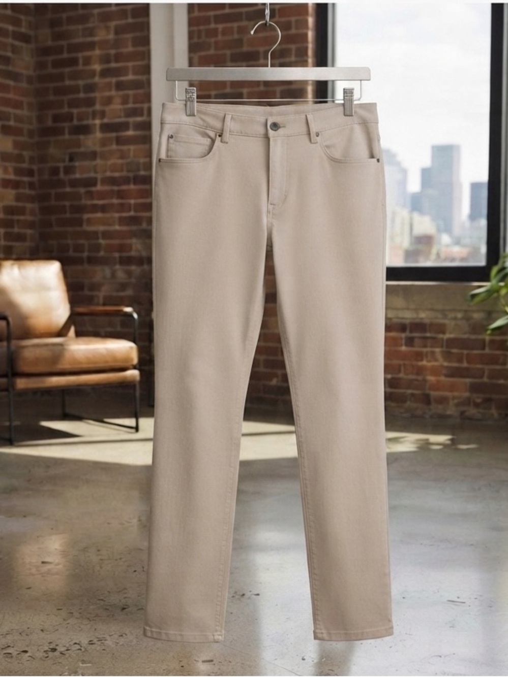 NWT MENS LULULEMON ABC Classic-Fit Pant
Size 42” x 34" Warpstreme Jeans